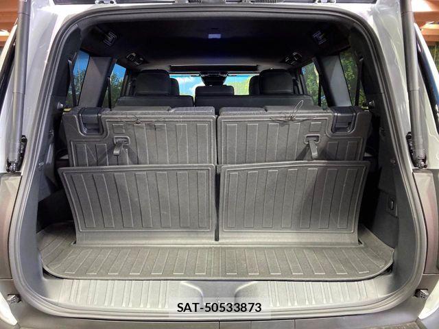 Toyota Land Cruiser 250 2025-09 8883815-11