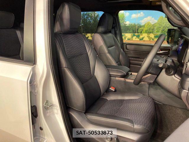 Toyota Land Cruiser 250 2025-09 8883815-7