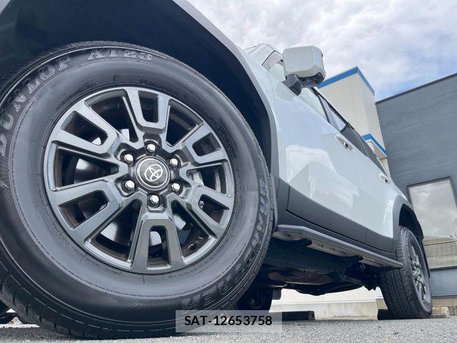 Toyota Land Cruiser 250 2025-01 8883817-13