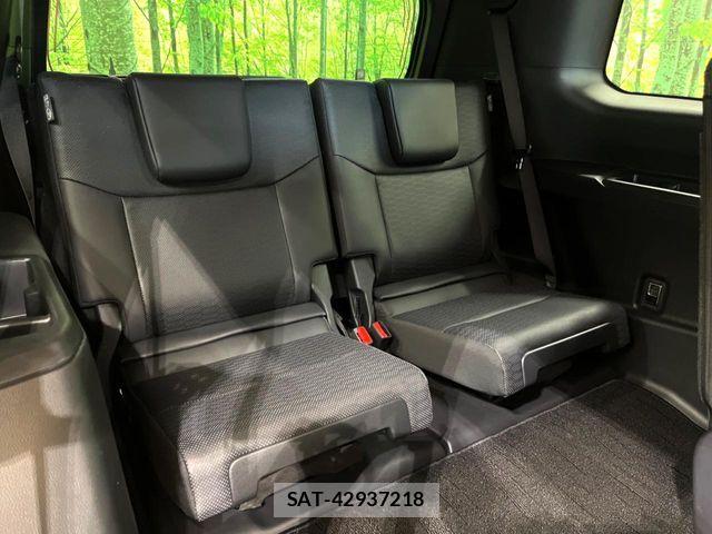 Toyota Land Cruiser 250 2026-02 8883814-17