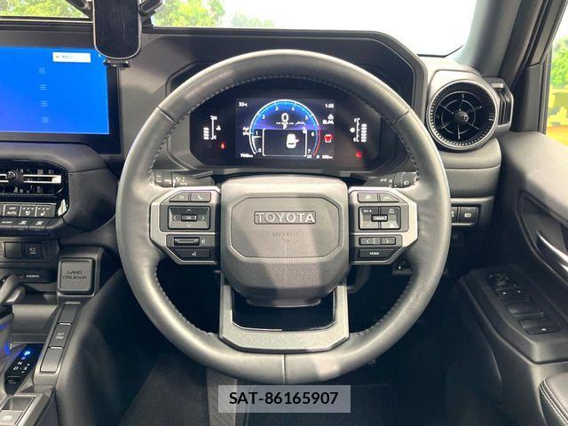 Toyota Land Cruiser 250 2024-10 8883816-11