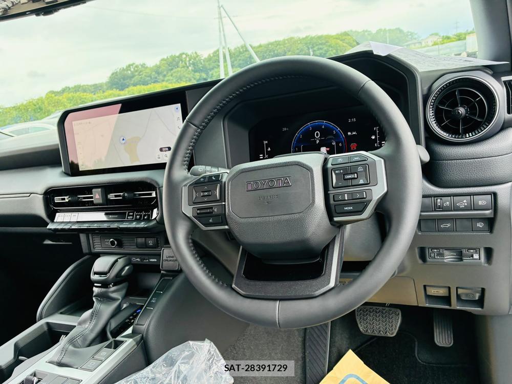 Toyota Land Cruiser 250 2025-07 8044010-12