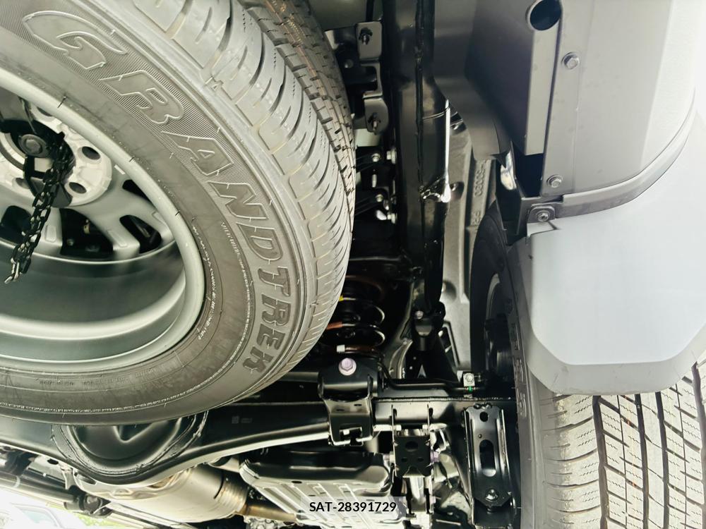 Toyota Land Cruiser 250 2025-07 8044010-32