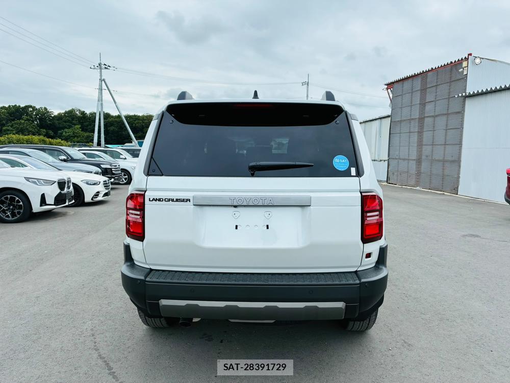 Toyota Land Cruiser 250 2025-07 8044010-3