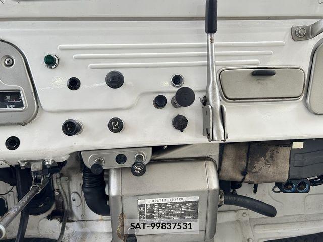 Toyota LAND CRUISER 1972-01 8562320-10