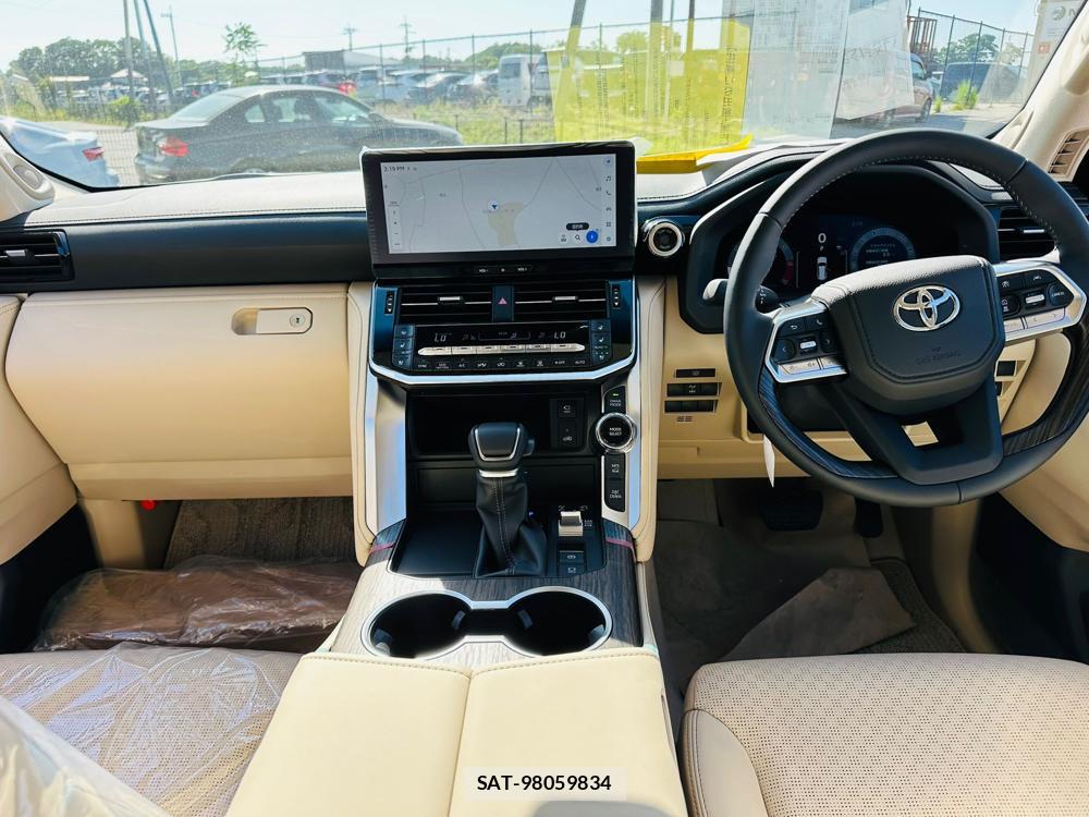 Toyota LAND CRUISER 2026 7074643-12
