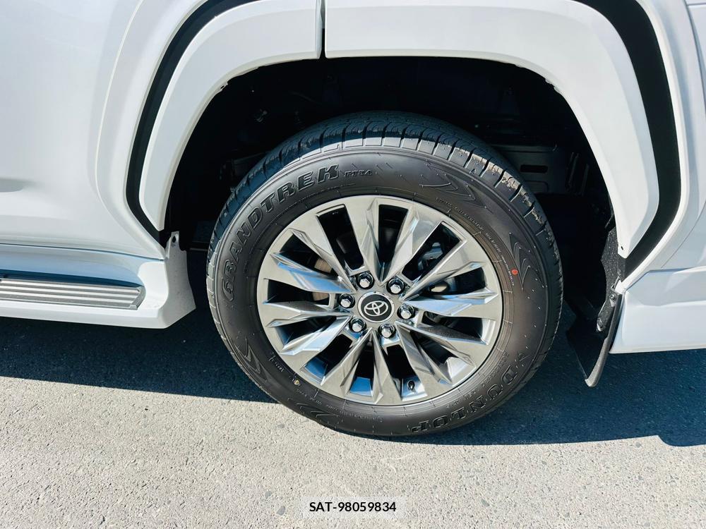 Toyota LAND CRUISER 2026 7074643-29