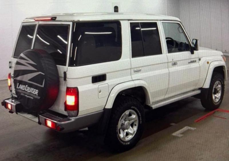 Toyota Land Cruiser 70 2015 1440712-1