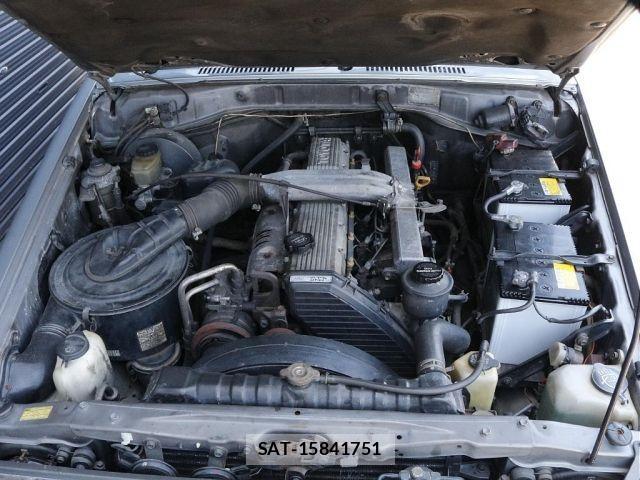Toyota Land Cruiser 70 1992-01 901950-18