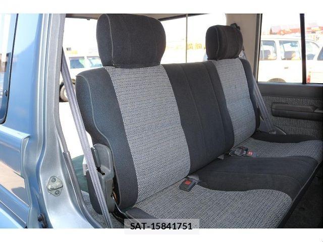Toyota Land Cruiser 70 1992-01 901950-6