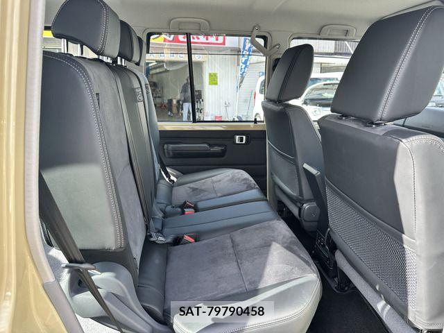 Toyota Land Cruiser 70 2024-01 1040907-12