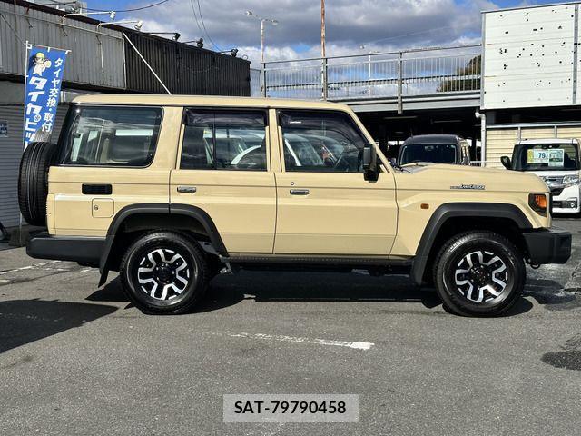 Toyota Land Cruiser 70 2024-01 1040907-5
