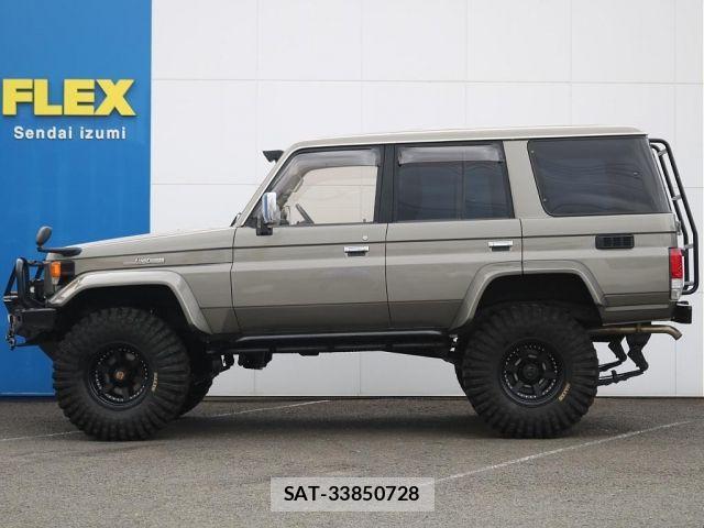 Toyota Land Cruiser 70 1998-01 1354594-17