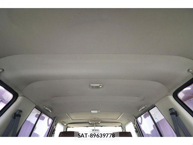 Toyota Land Cruiser 70 1992-01 1445906-9
