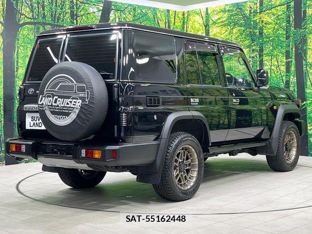 Toyota Land Cruiser 70 2024-04 1445907-16