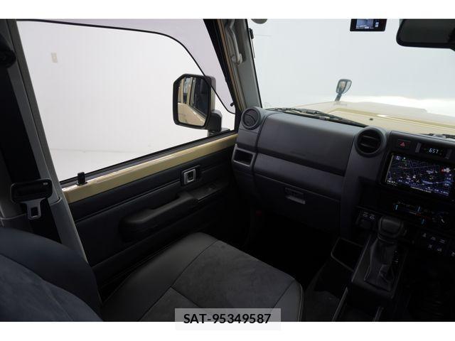 Toyota Land Cruiser 70 2024-06 1481618-18