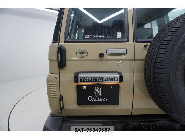 Toyota Land Cruiser 70 2024-06 1481618-23