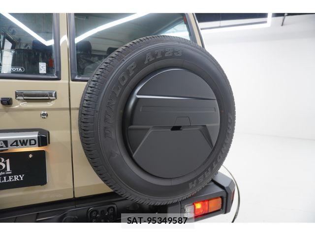 Toyota Land Cruiser 70 2024-06 1481618-24