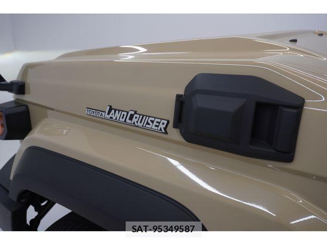 Toyota Land Cruiser 70 2024-06 1481618-28