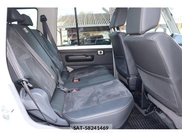 Toyota Land Cruiser 70 2025-01 4325739-12