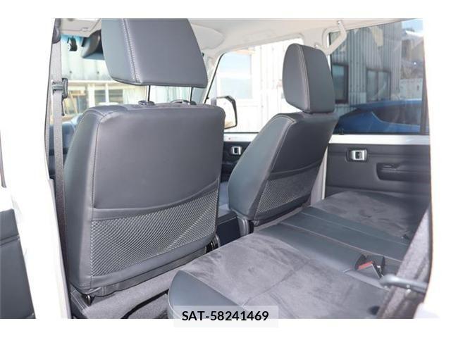 Toyota Land Cruiser 70 2025-01 4325739-13