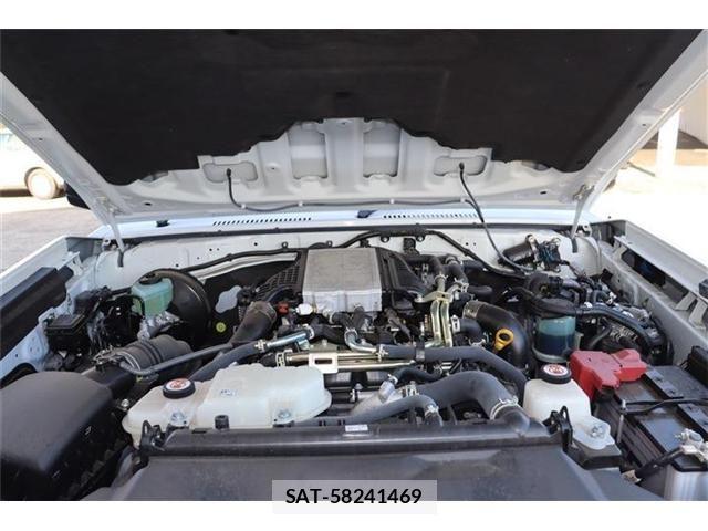 Toyota Land Cruiser 70 2025-01 4325739-24