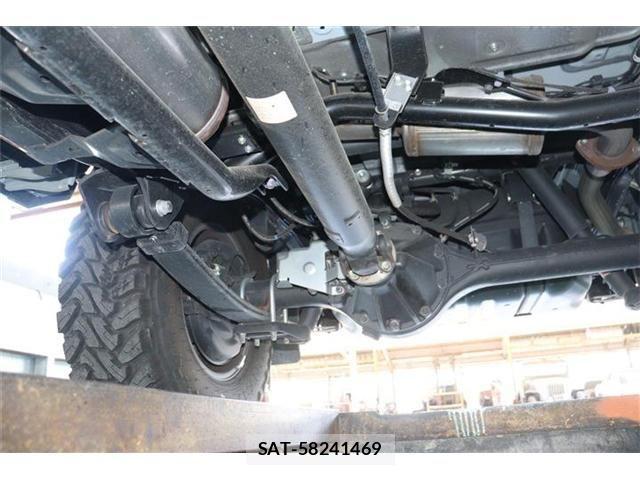 Toyota Land Cruiser 70 2025-01 4325739-28