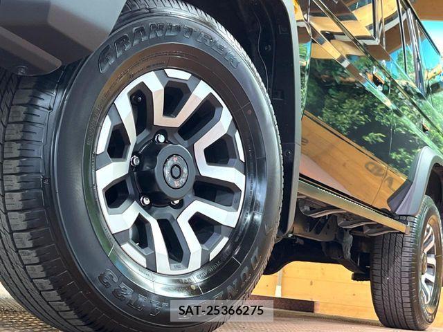 Toyota Land Cruiser 70 2024-03 4962320-14