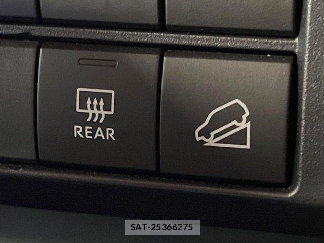 Toyota Land Cruiser 70 2024-03 4962320-7