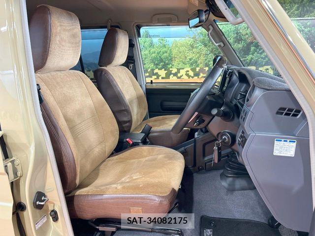 Toyota Land Cruiser 70 2025-03 5870340-7