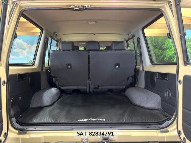 Toyota Land Cruiser 70 2024-02 6002390-9