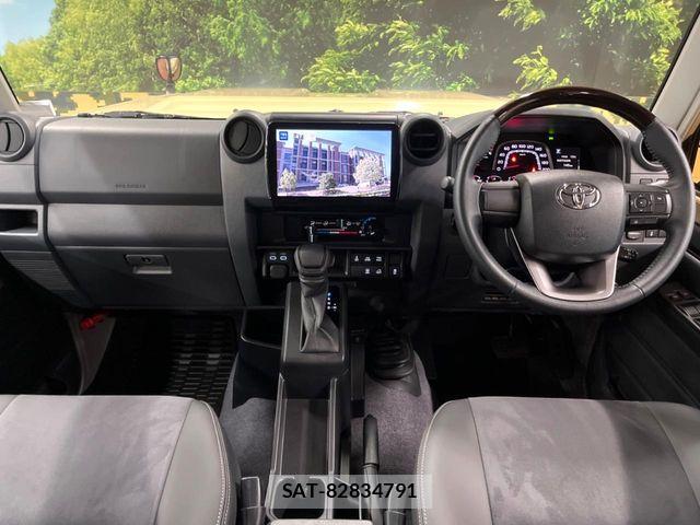 Toyota Land Cruiser 70 2024-02 6002390-1