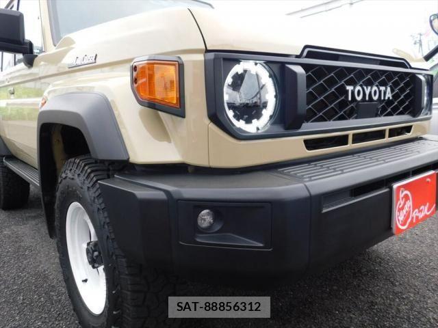 Toyota Land Cruiser 70 2024-07 6216098-16