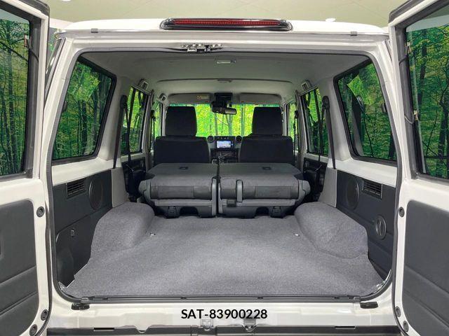 Toyota Land Cruiser 70 2024-06 6244905-10