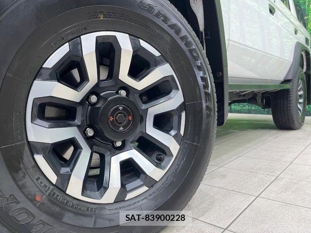 Toyota Land Cruiser 70 2024-06 6244905-13