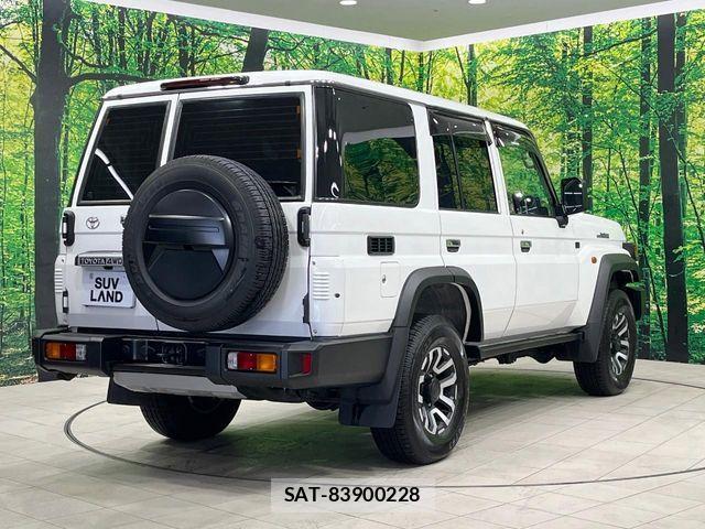Toyota Land Cruiser 70 2024-06 6244905-15