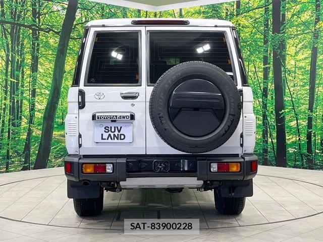 Toyota Land Cruiser 70 2024-06 6244905-17
