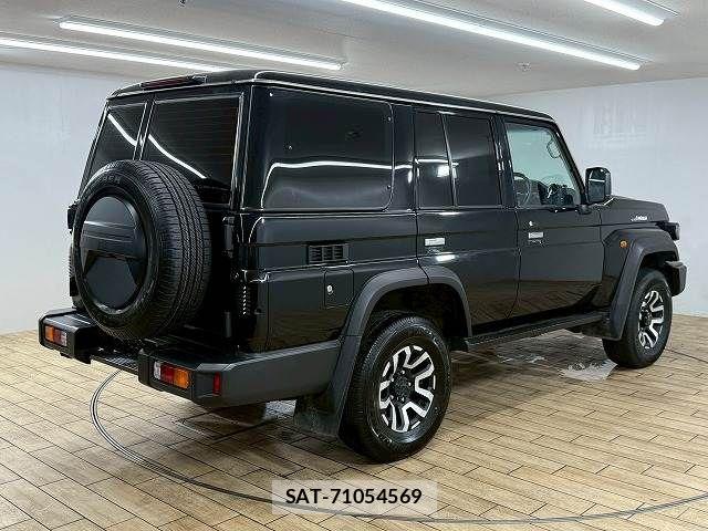 Toyota Land Cruiser 70 2025-01 6276617-15
