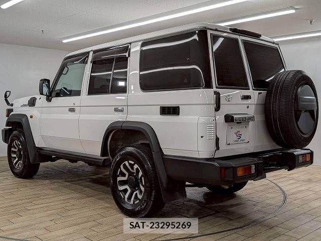 Toyota Land Cruiser 70 2024-02 6545429-16