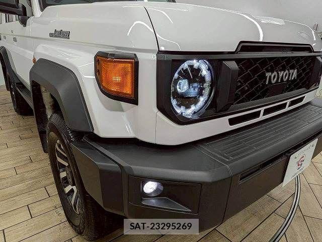Toyota Land Cruiser 70 2024-02 6545429-18
