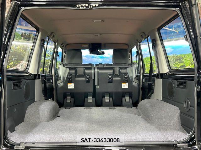 Toyota Land Cruiser 70 2025-02 6612612-9