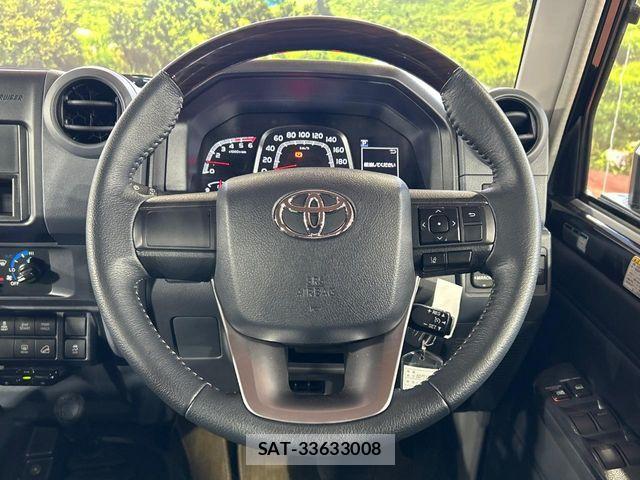 Toyota Land Cruiser 70 2025-02 6612612-10