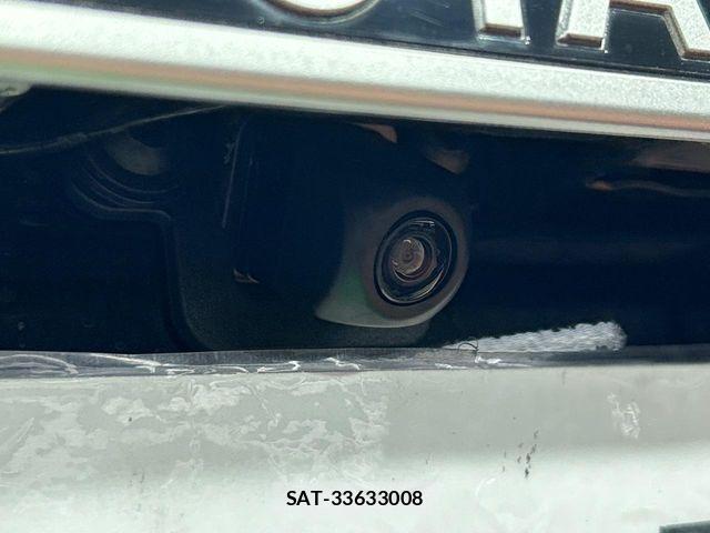 Toyota Land Cruiser 70 2025-02 6612612-3