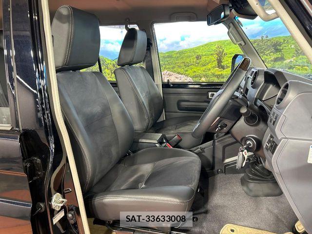 Toyota Land Cruiser 70 2025-02 6612612-7