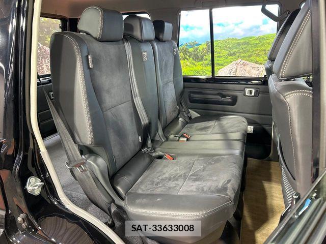 Toyota Land Cruiser 70 2025-02 6612612-8