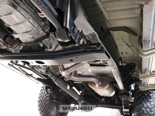 Toyota Land Cruiser 70 2015-01 6676552-10