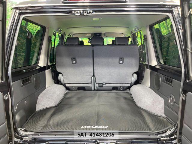 Toyota Land Cruiser 70 2025-01 6676549-9
