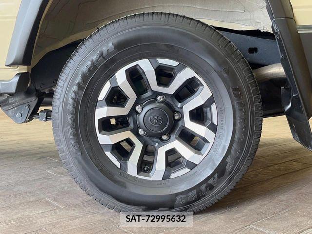 Toyota Land Cruiser 70 2024-03 6716448-12