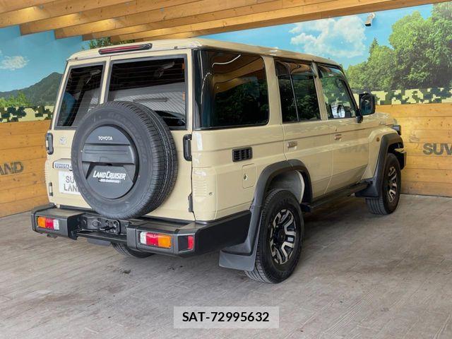Toyota Land Cruiser 70 2024-03 6716448-16