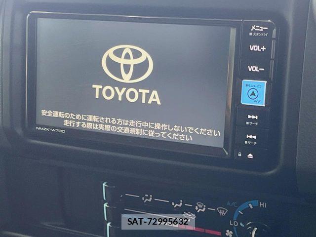 Toyota Land Cruiser 70 2024-03 6716448-2